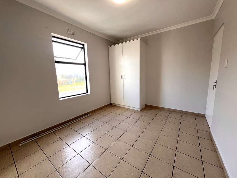 2 Bedroom Property for Sale in Parklands East Western Cape